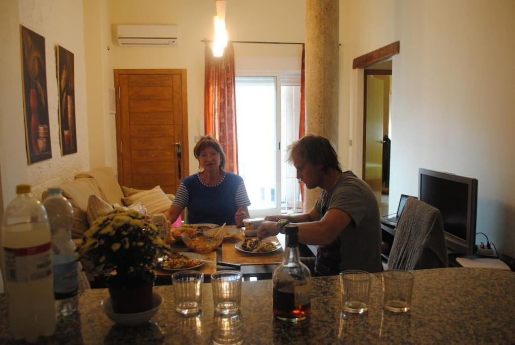 The Is Close But Quiet And Not Noisy Casa Reformada Cerca De La Playa Apartment